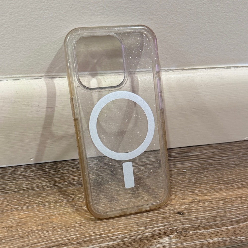 Otterbox Clear Sparkly Phone Case - Used on iPhone 16- MagSafe